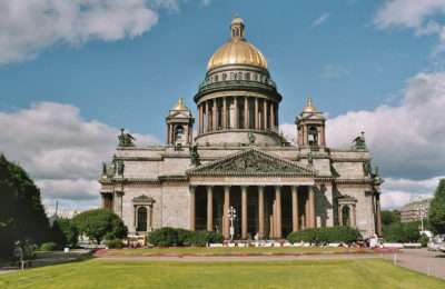 Putovanje Sankt Peterburg avionom